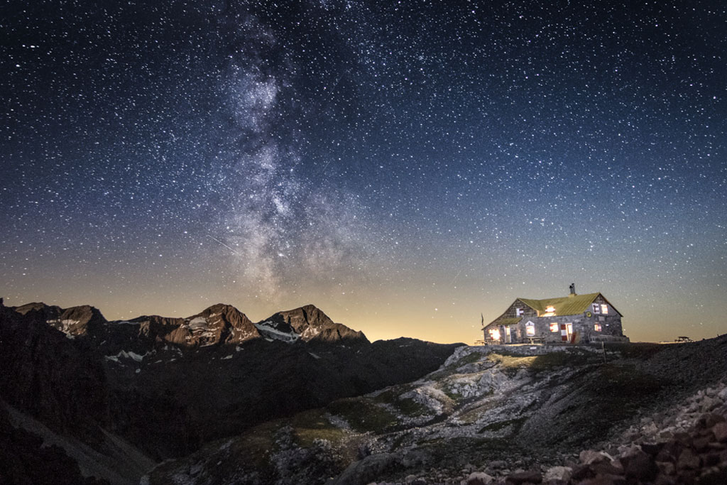 Shooting in Valfurva (IT) for Bormio Tourism.
Documenting the "giro del Confinale" hiking tour.